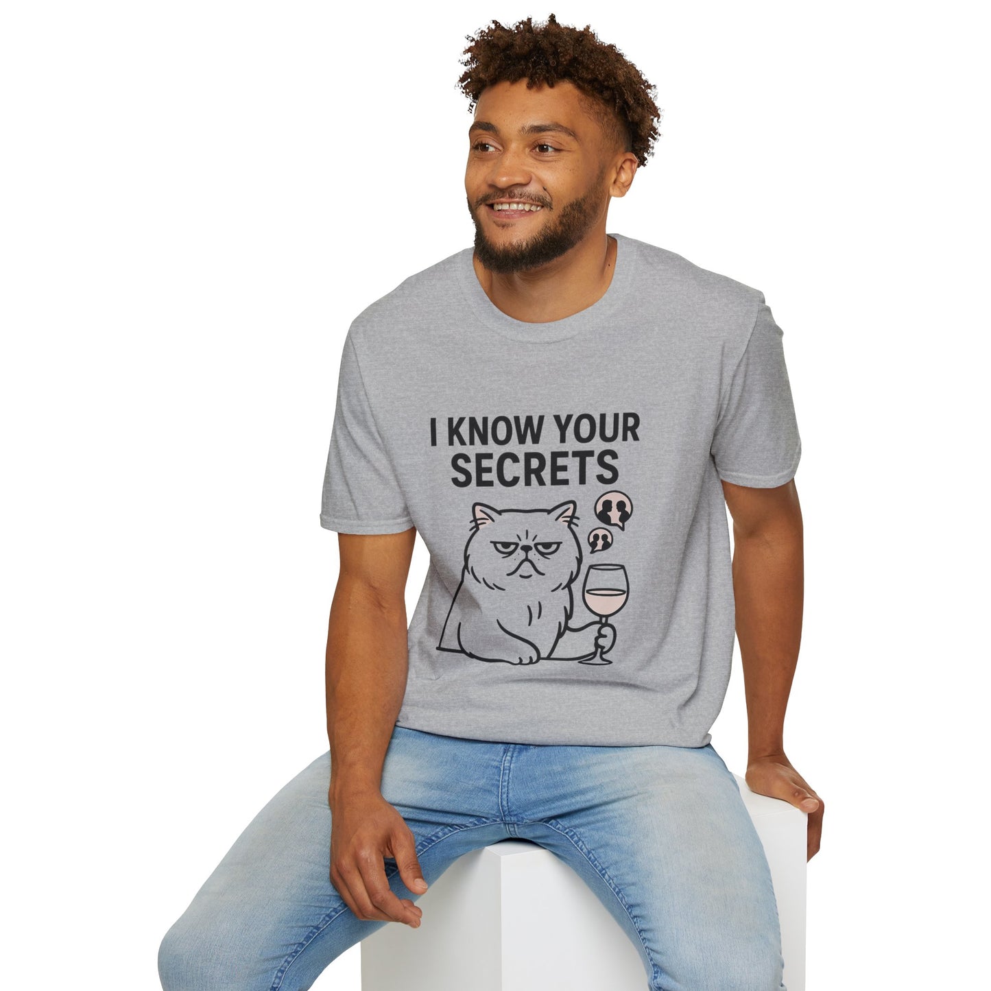 "I Know Your Secrets" Wine Cat T-Shirt, Humor Shirt, Gift for Cat Lovers, Cute Animal Tee, Unique Graphic T-Shirt