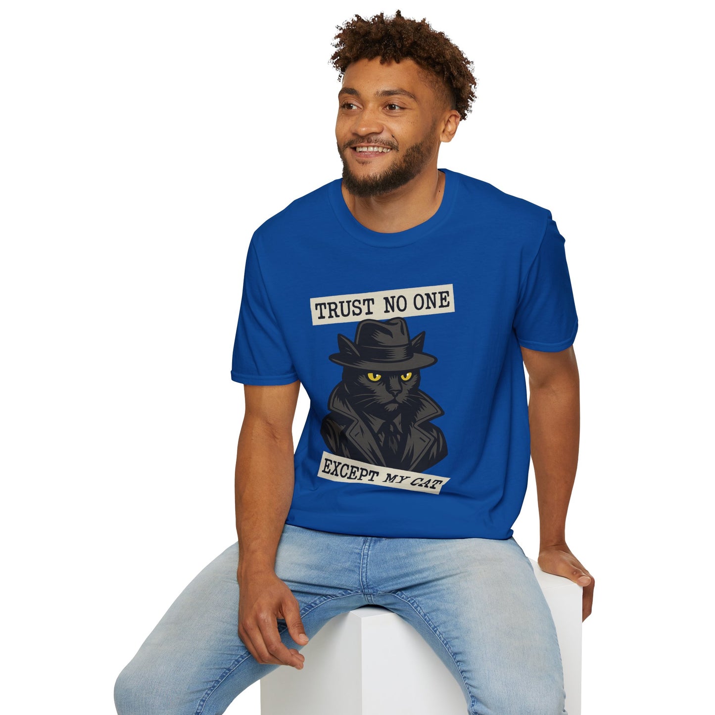 Trust No One Except My Cat – Noir Detective Cat T-Shirt